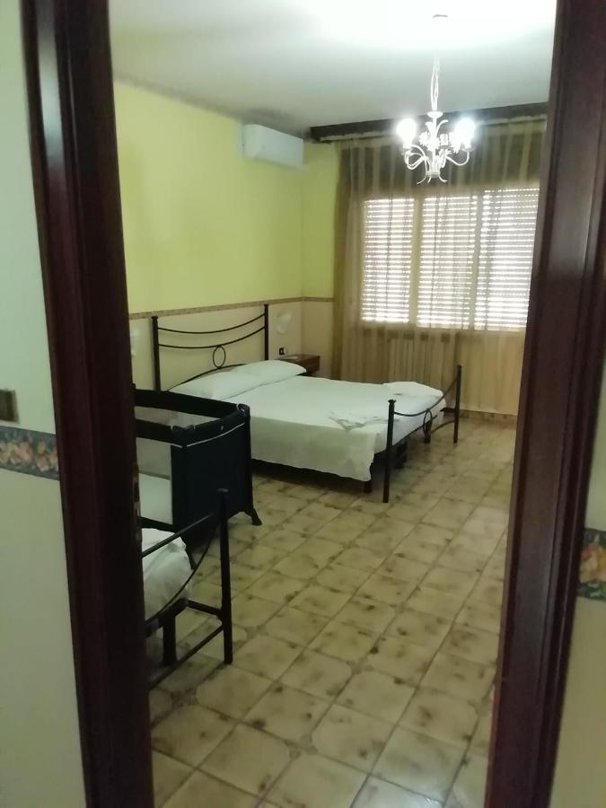 Hotel La Carina กรอตตามินาร์ดา ภายนอก รูปภาพ